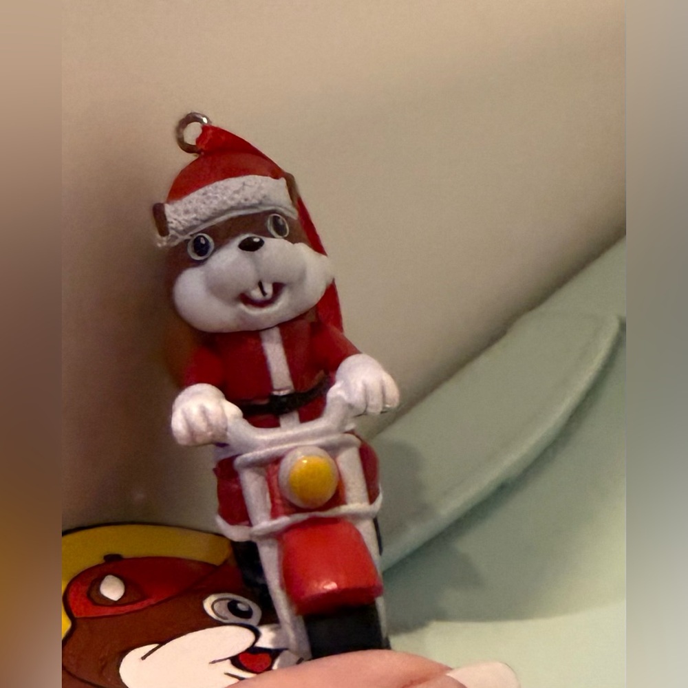 Festive Buc-ee's Santa on Motorcycle Ornament-NWT - Picture 2 of 3